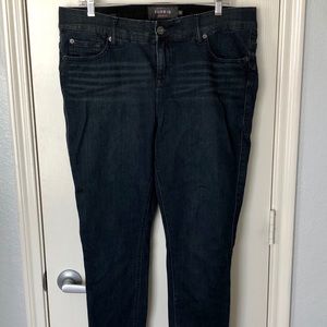 💖 Torrid Bombshell Skinny Jeans Dark Wash 💖